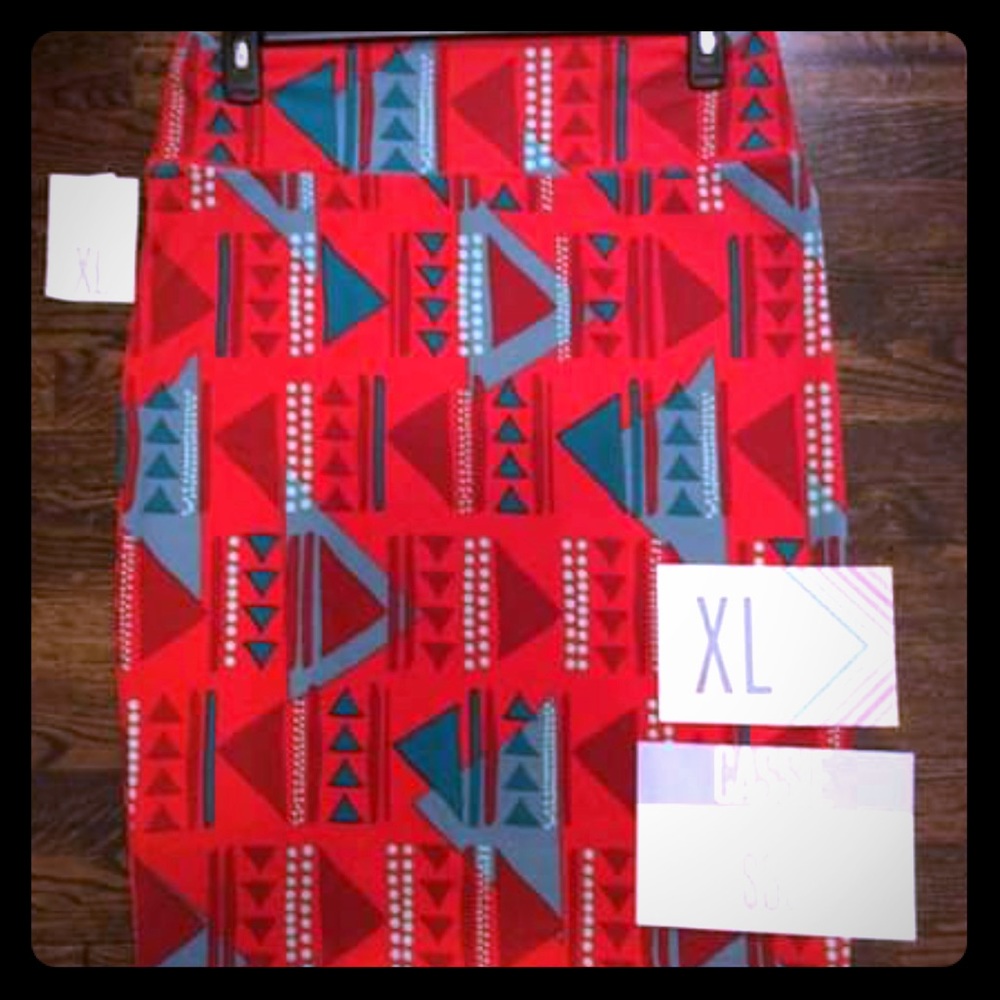 LuLaRoe Cassie Skirt